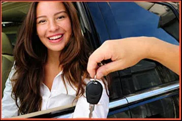 St Petersburg Locksmith Solution St Petersburg, FL 727-378-0255 - 11-key-lock-in-car